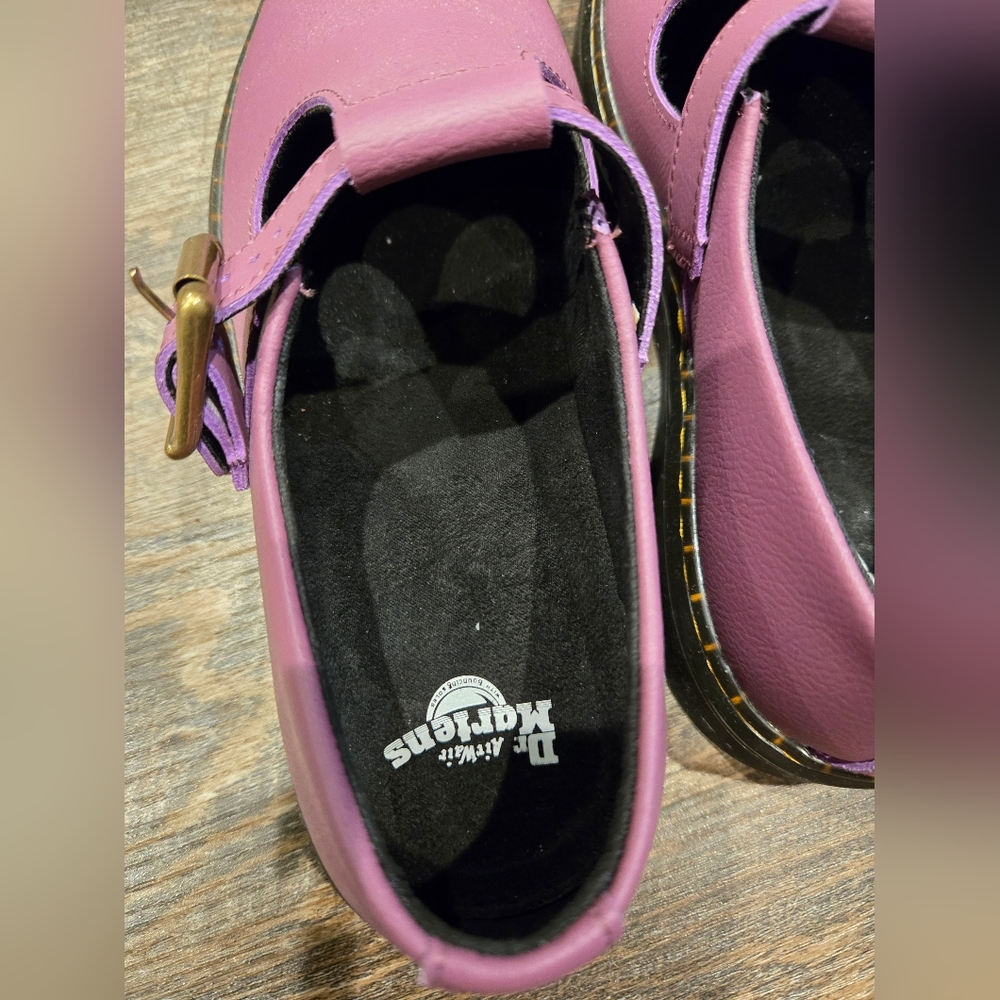 Dr. Martens Pink Leather Women's Shoes - Picture 5 of 9